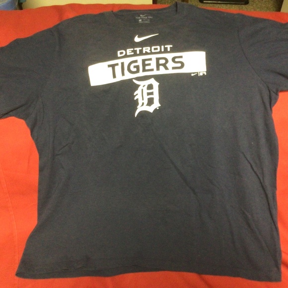 MLB DETROIT Tigers tshirt - Picture 1 of 2